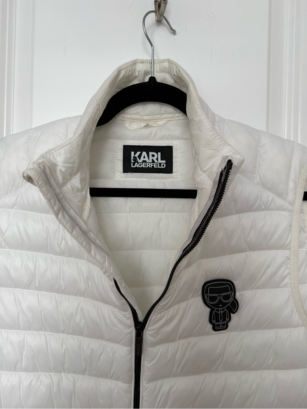Karl Lagerfeld White Quilted Down-Style Vest with Logo Patch - Picture 2 of 6